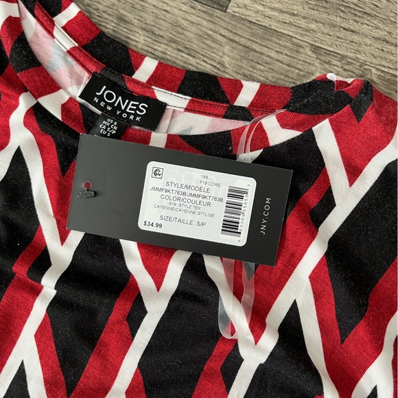 SOLD * New! JONES New York Printed Top - Picture 5 of 5
